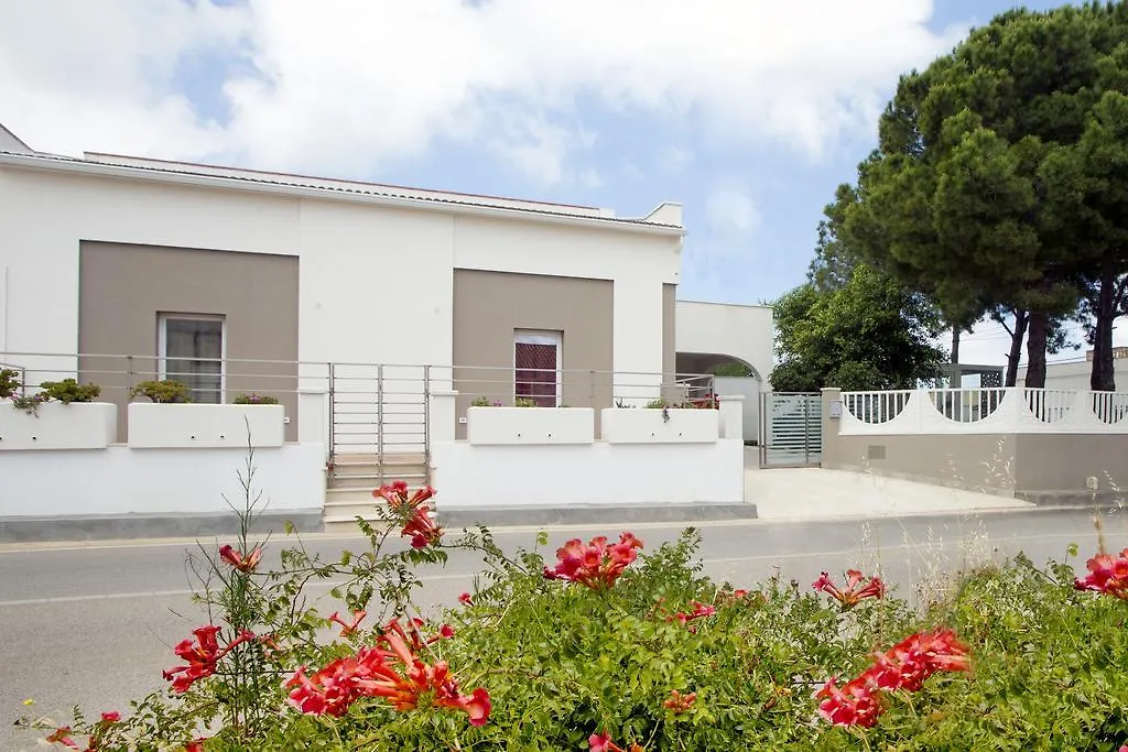 La Rocca Scavata Bed and Breakfast Rilievo 2*,